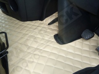 MERCEDES ACTROS MP4 BIG-GIGA SPACE CAB TRUCK ECO LEATHER FLOOR SET-BEIGE-WITH LIFTING PASSENGER SEAT