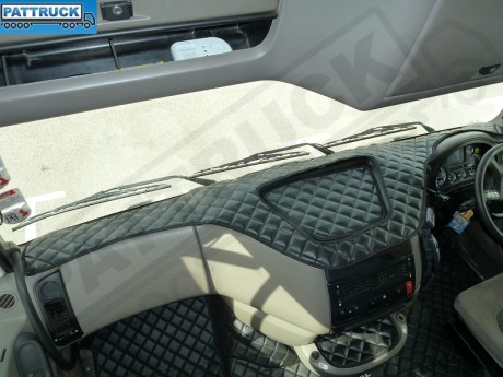 DAF XF 105-TRUCK ECO LEATHER DASH MAT-BLACK