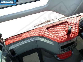 DAF XF 106-TRUCK ECO LEATHER DASH MAT-RED