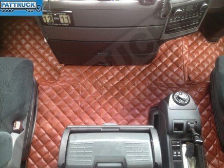 MAN TGX TRUCK ECO LEATHER FLOOR SET-BROWN