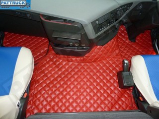 TRUCK ECO LEATHER FLOOR SET- COMPATIBLE WITH VOLVO FH 4 2013+[TWIN AIR SEATS] RED