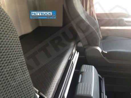 MAN TGX /TGA  TRUCK ECO LEATHER BED COVER -BLACK