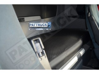 DAF XF105 (2012-2013)- DAF CF TRUCK ECO LEATHER SEAT COVER
