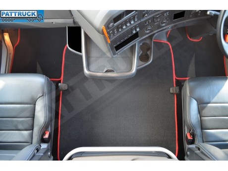 VELOUR FLOOR MATS SET