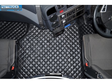 TRUCK ECO LEATHER FLOOR SET-BLACK FIT RENAULT T RANGE WITH ENGINE HUMP