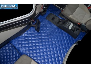 RENAULT PREMIUM-ECO LEATHER FLOOR SET