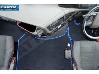 VELOUR FLOOR MATS SET-VOLVO FH4