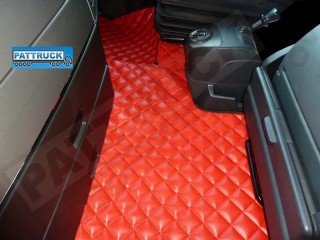 TRUCK ECO LEATHER FLOOR SET-RED - Suitable for  MAN TGX TILL 67 PLATE