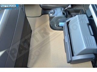 VELOUR FLOOR MATS SET-BEIGE WITH BLACK TRIM FIT MAN TGX