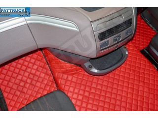 DAF XF 106 AUTOMATIC AFTER 67 PLATE-  TRUCK ECO LEATHER FLOOR SET-BLACK
