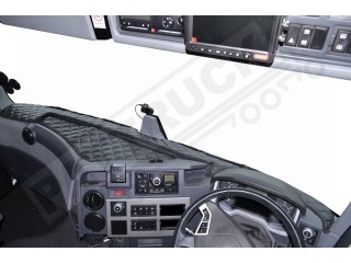 DAF XF 106-TRUCK ECO LEATHER DASH MAT-BEIGE