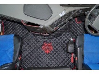 TRUCK ECO LEATHER FLOOR SET-BLACK COMPATIBLE WITH VOLVO FH4  2013+AUTOMATIC-FOLDING PASSENGER SEAT