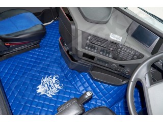 TRUCK ECO LEATHER FLOOR SET-BEIGE WITH BLACK VIKING LOGO FIT  VOLVO FH4  2013+  [ TWIN AIR SEATS]