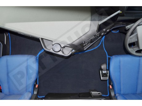VELOUR FLOOR MATS SET-BLACK WITH BLUE TRIM COMPATIBLE WITH VOLVO FH4 [TWIN AIR SEATS]
