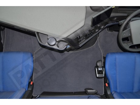 VELOUR FLOOR MATS SET-GREY -COMPATIBLE WITH VOLVO FH4 [TWIN AIR SEATS]