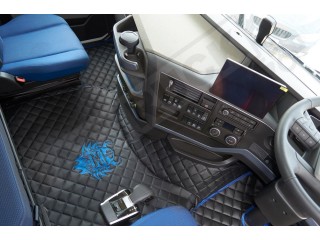 TRUCK ECO LEATHER FLOOR SET-BLACK WITH BLUE VIKING LOGO FIT VOLVO FH4  2013+[ AUTOMATIC ]- TWIN AIR SEATS