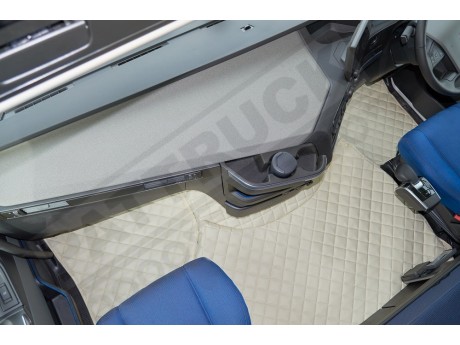 ECO LEATHER FLOOR MATS SET -BEIGE, COMPATIBLE WITH VOLVO FH5 2021+AUTOMATIC-FOLDING PASSENGER SEAT