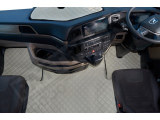 MAN TGX TRUCK ECO LEATHER FLOOR SET- BLUE  2021+