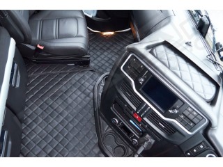 MAN TGX TRUCK ECO LEATHER FLOOR SET-BLACK  2021+