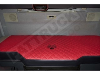 TRUCK ECO LEATHER BED COVER -RED COMPATIBLE WITH VOLVO FH4 2013-2021