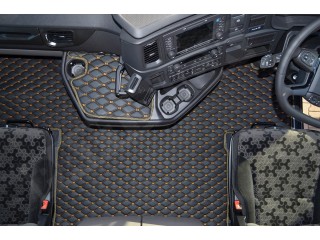 SCANIA S AUTOMATIC  TRUCK ECO LEATHER FLOOR SET