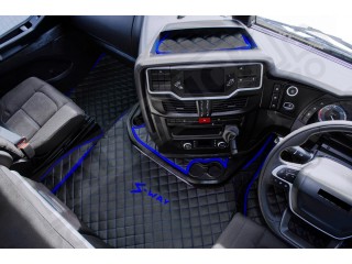IVECO S -WAY [ new shape] TRUCK ECO LEATHER FLOOR SET-BLACK/RED