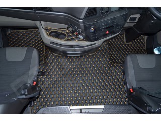 TRUCK ECO LEATHER FLOOR SET-BLACK/RED  compatible with MAN TGX  2021+