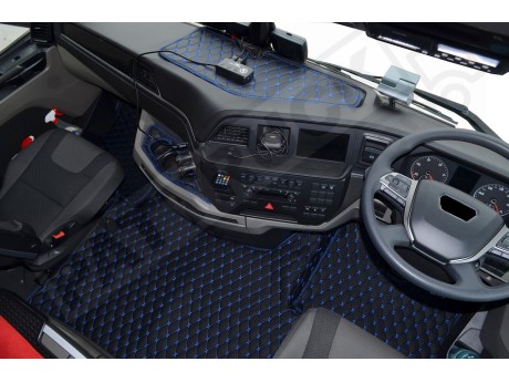 TRUCK ECO LEATHER FLOOR SET-BLACK/GOLD  compatible with MAN TGX  2021+