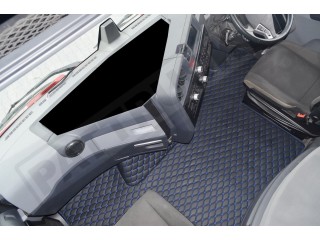 TRUCK ECO LEATHER FLOOR SET-BLACK/RED  FIT RENAULT T RANGE - FLAT FLOOR