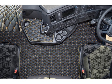 SCANIA S AUTOMATIC  TRUCK ECO LEATHER FLOOR SET
