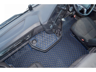 SCANIA S AUTOMATIC  TRUCK ECO LEATHER FLOOR SET