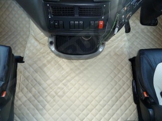 DAF XF 105 AUTOMATIC 2007-2011TRUCK ECO LEATHER FLOOR SET-BEIGE