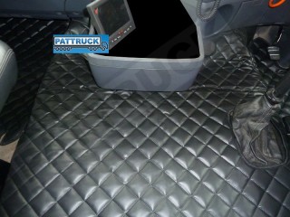 SCANIA R 2005-09 MANUAL TRUCK ECO LEATHER FLOOR SET-BLACK