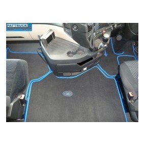 Velour floor mats set 